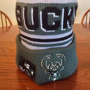 Youth Beanie Milwaukee Bucks